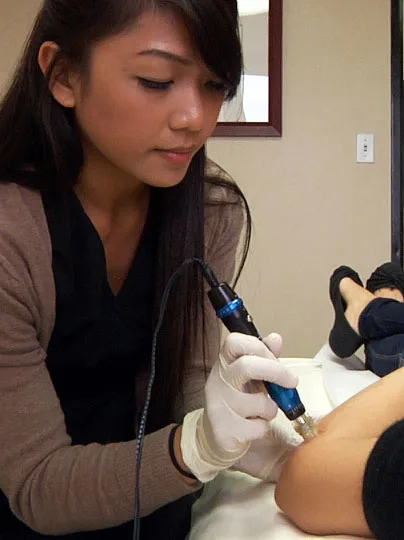 Microneedling for Hair Loss: 0.5mm vs 1.5mm, Depth Matters