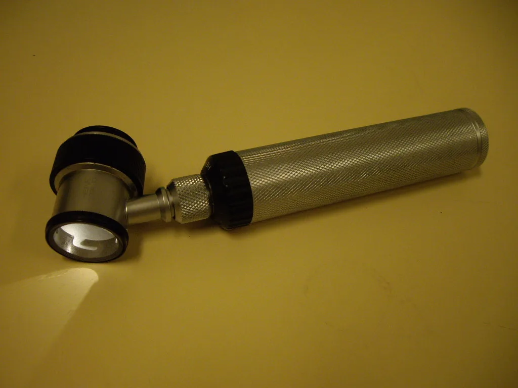 Trichoscopy: The Diagnostic Tool That Should Be Standard in Every Hair Consultation