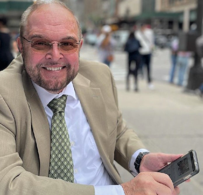 Michael Tomczyk is the author of two books, THE HOME COMPUTER WARS and NANOINNOVATION: What EVery Manager Needs to Know. On 9 October 2021 he keynoted the Vintage Computing Festival East in Brielle NJ.